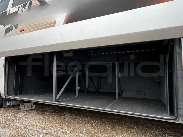 Autoturism Irizar i6