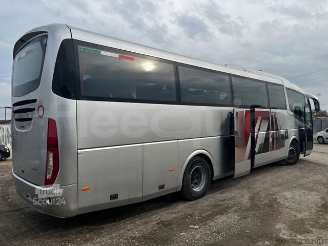 Autoturism Irizar i6