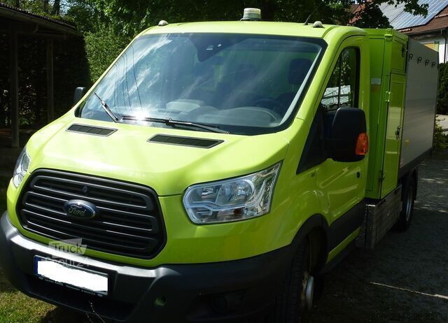 Transit -4,7to -RW- Billenőplatós, szerszámok szekrénnyel Ford Transit