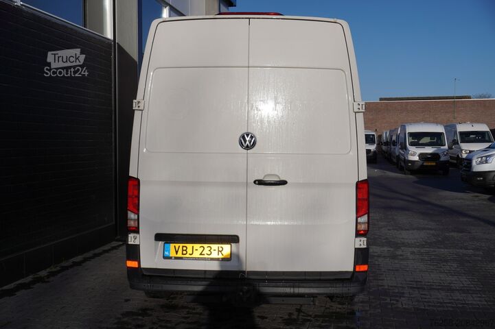 Delivery van Volkswagen Crafter 2.0 TDI 177PK L3H3 - EURO 6 - Airco - C...