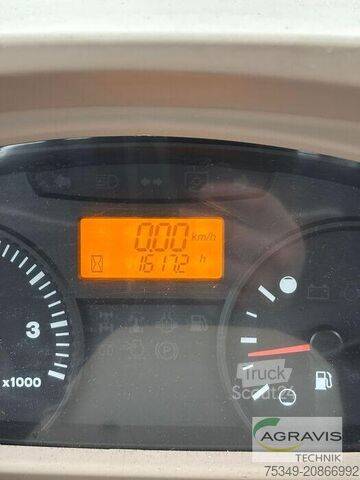 Tractor Kubota M 7040 CAB - VOLLKAB