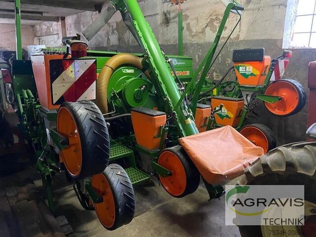 Precision seeder Amazone ED 451 K