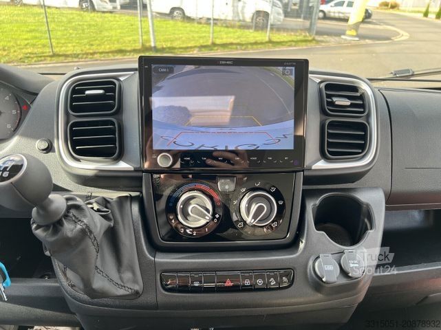 Półzintegrowany kamper CORIGON T Advanced 750 LS Automatik+Solar+Markis+Etrusco