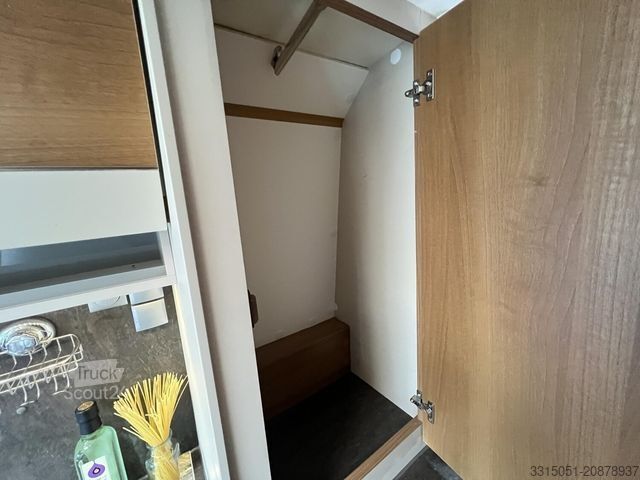 Autocaravana VANTOURER 600 D Automatik+Markise+AHK+Navi+Kamera