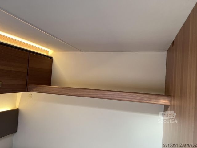 Caravana semiintegrada WEINSBERG CaraLoft 550 MG Markise+TV+Navi+Kamera