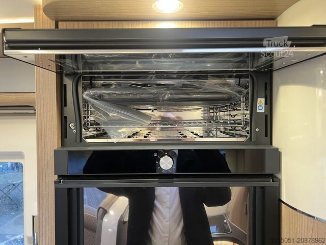 Polintegriran avtodom MALIBU T 500 RB QB MJ25+ACC+Markise+Backo.+Kaffeem.