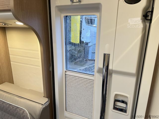 Polintegriran avtodom MALIBU T 500 RB QB MJ25+ACC+Markise+Backo.+Kaffeem.