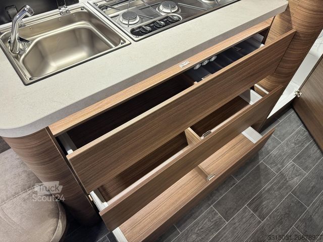 Przyczepa kempingowa TABBERT Puccini 550 E 2.5m+2000kg+City-Wasser