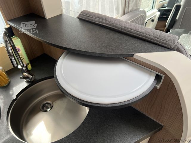 Integrirani avtodom MALIBU I 450 RB LE comfort TV+Markise+Kaffeem.+iNetX