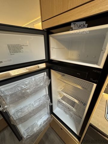 Polintegriran avtodom SUNLIGHT T 67 Adventure, Autom,Hubbett,6E,Voll LED,AKTION