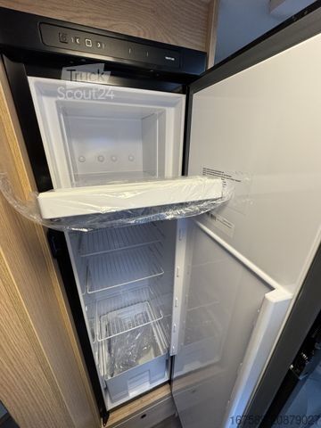 Polintegriran avtodom SUNLIGHT V 67 S Adventure, Safety ACC,LED,6E,NEUHEIT