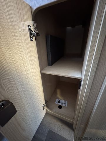 Polintegriran avtodom SUNLIGHT V 67 S Adventure, Safety ACC,LED,6E,NEUHEIT