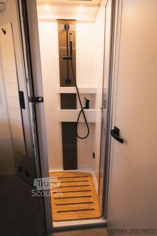 Polintegriran avtodom BÜRSTNER B 66 TD 732, Autom,Sat,RFK,Navi,Lithium,AKTION