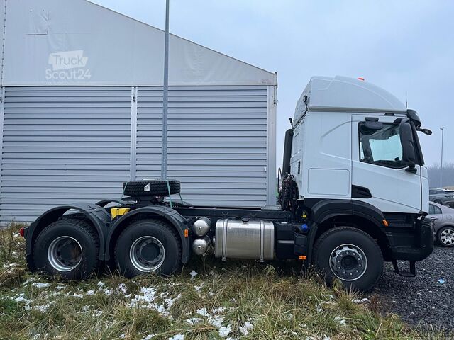 JAUNA vilcējs Iveco T-Way AT720T54T/P tractor unit / no mile