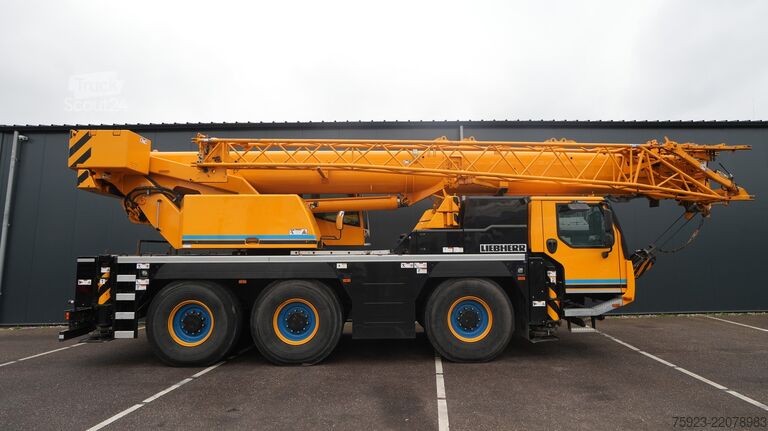 Autokrāna kravas automašīna Liebherr LTM 1050-3.1