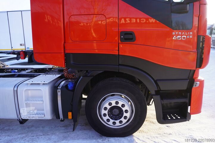 Ciągnik siodłowy Iveco Stralis 460 E6 tractor unit/ Sleeper cab