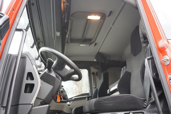 Standardni vlačilec MAN TGS 26.430 tractor unit/ 6x4/ PTO / 2022