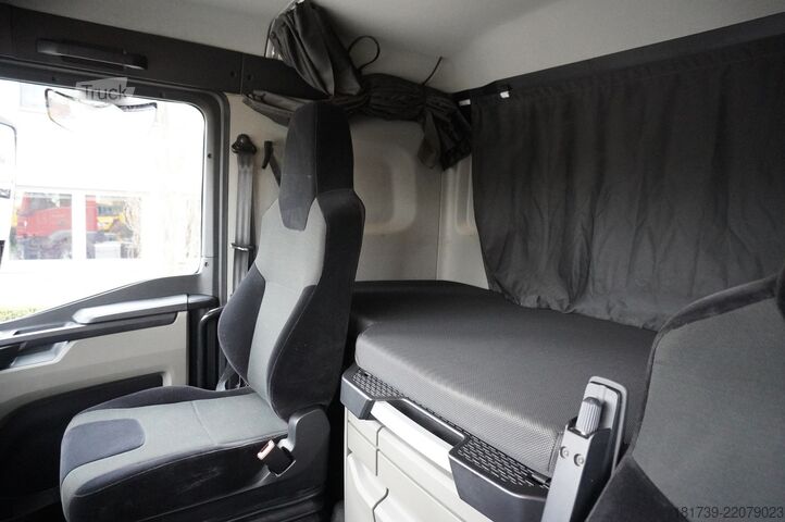 Standardni vlačilec MAN TGS 26.430 tractor unit/ 6x4/ PTO / 2022