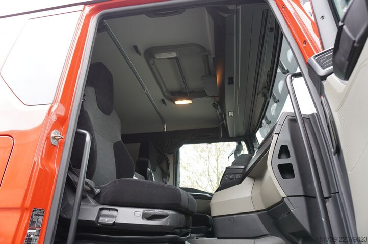 Standardni vlačilec MAN TGS 26.430 tractor unit/ 6x4/ PTO / 2022