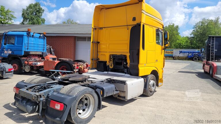 Volumen trækker DAF XF 460 FT SSC Standklima Retarder Mega