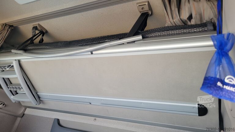 Pojemnosc-SZM DAF XF 460 FT SSC Standklima Retarder Mega