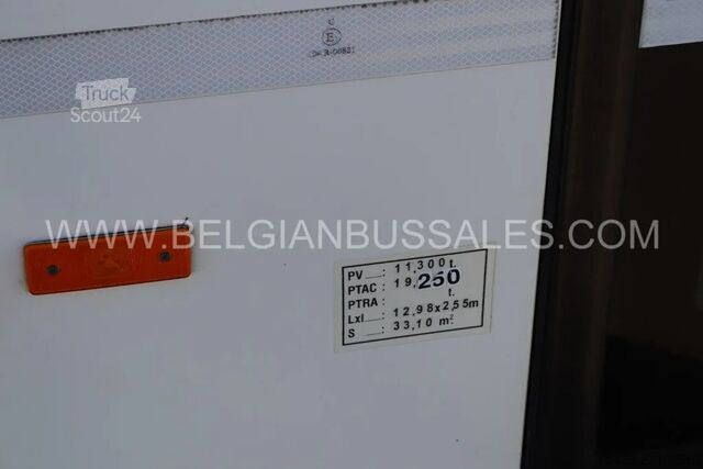 Intercitybusz Mercedes-Benz Intouro ME / 13.0m / Manual / Euro 5