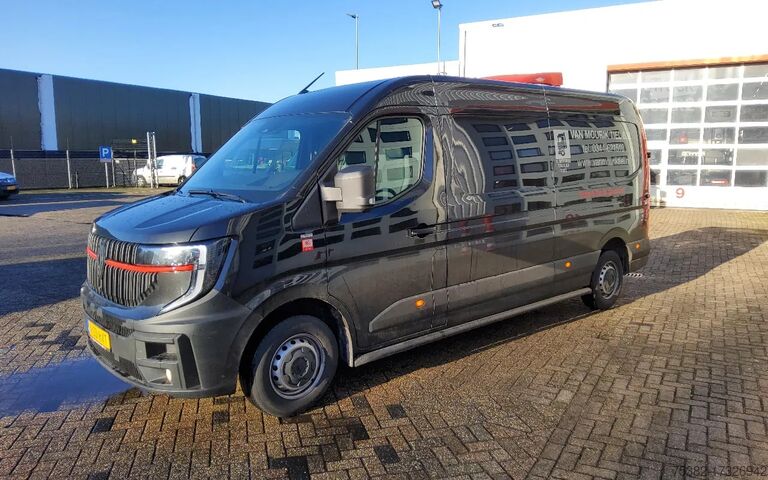 Bestelbus Renault Master 170.35  EURO 6  L3H2 GESLOTEN ZWART META...