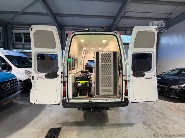 Feuerwehrfahrzeug FORD Transit 2.2L *RTW*KTW*KRANKENWAG*LIEGE+STUHL