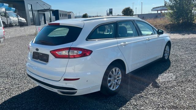 Minibus FORD Mondeo Turnier Business Edition