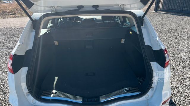 Minibus FORD Mondeo Turnier Business Edition