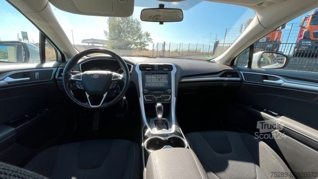 Minibus FORD Mondeo Turnier Business Edition