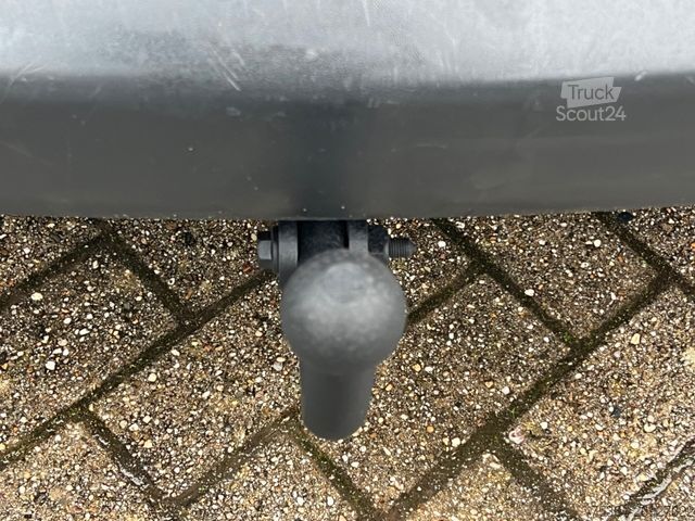 Minibus VOLKSWAGEN Caddy 2.0 EcoFuel 80kW Comfortline 5-Sitzer