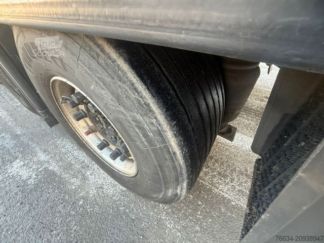 Otevřený návěs s plachtou SCHMITZ CARGOBULL SCB S3 MEGA 2xLift 435/50R19,5 1A Zustand