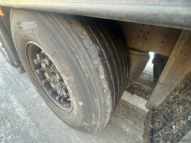 Otevřený návěs s plachtou SCHMITZ CARGOBULL SCB S3 MEGA 2xLift 435/50R19,5 1A Zustand