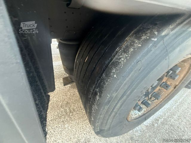 Otevřený návěs s plachtou SCHMITZ CARGOBULL SCB S3 MEGA 2xLift 435/50R19,5 1A Zustand