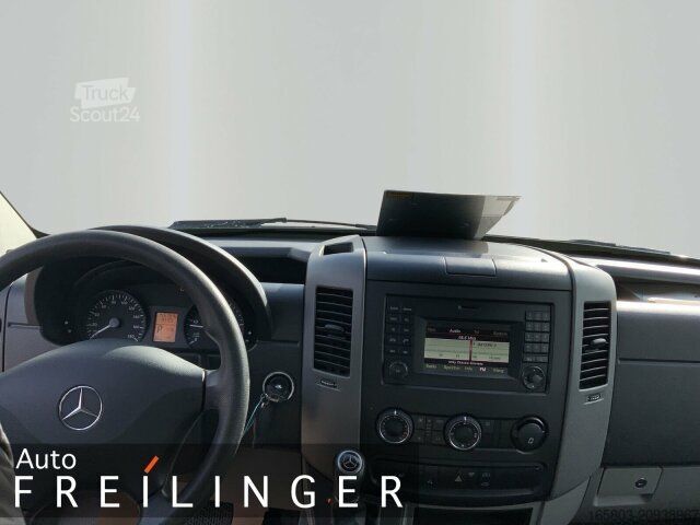 Dobozos furgon MERCEDES-BENZ Sprinter 316 CDI L2H1 Automatik AHK Klima Becker