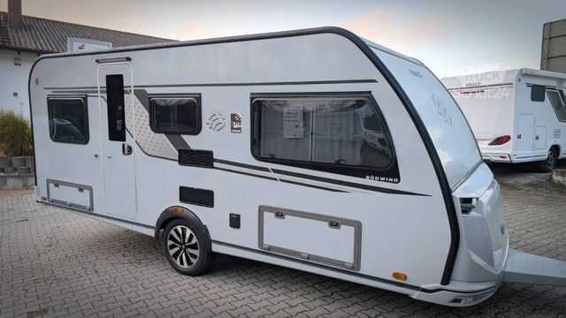 Wohnwagen KNAUS Südwind 500 EU Black Selection Modell 26 9/26