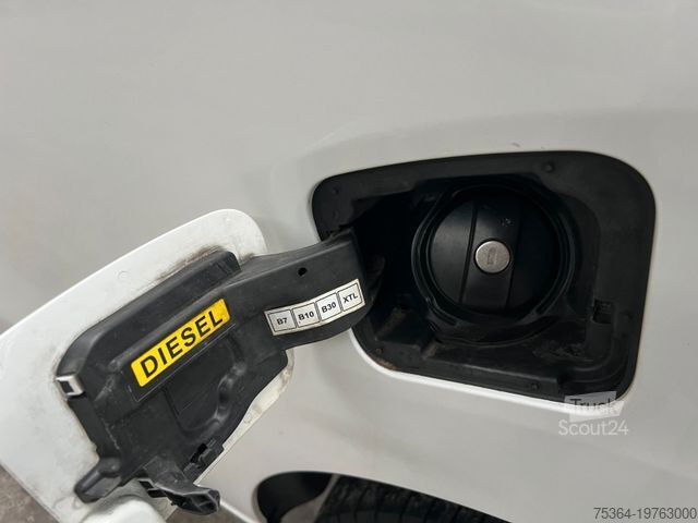 Panelinis furgonas OPEL Vivaro 2.0 CdTi Lang Doppelkabine 6 Sitze Lkw