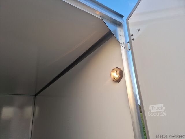 Caixa Wm Meyer direkt zum neuen 3500kg Sandwichkoffer 401x185x205cm Typ WM Meyer AZ 3540/185 Hecktüren