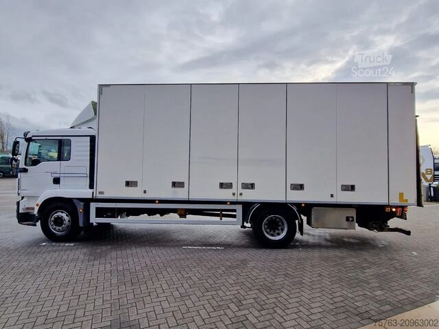 Чемодан MAN TGM 18.340 4x2 - Sleepercab - Box with sidedoor...