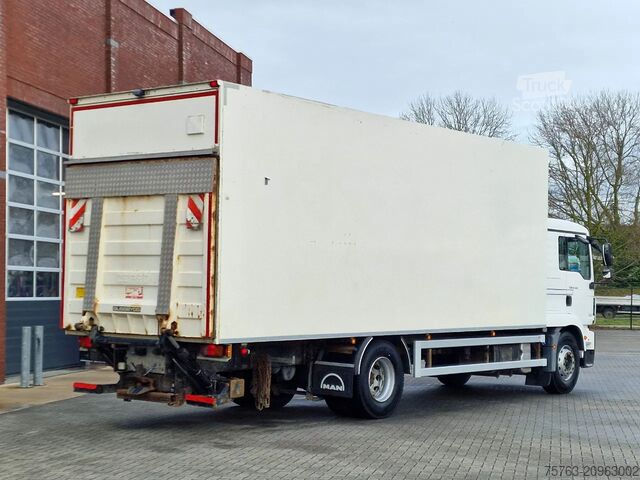 Чемодан MAN TGM 18.340 4x2 - Sleepercab - Box with sidedoor...