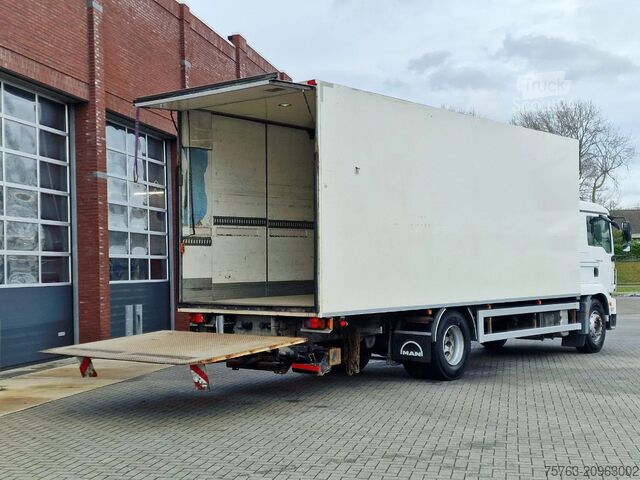 Чемодан MAN TGM 18.340 4x2 - Sleepercab - Box with sidedoor...