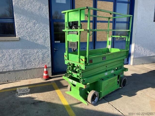 Ascensor cu foarfecă JLG 6RS