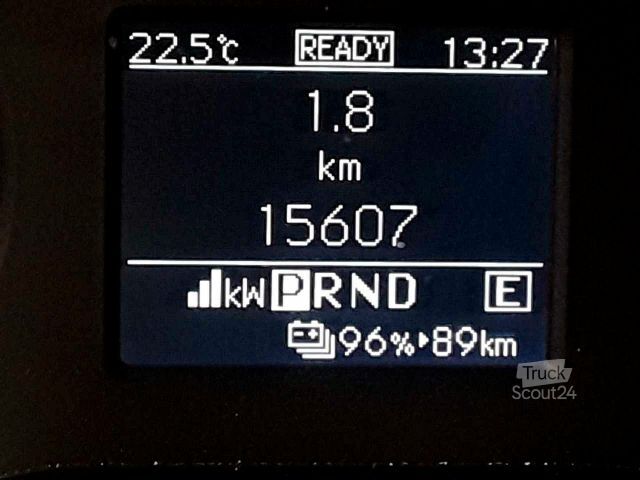 Kastenwagen MERCEDES-BENZ eSprinter 312 DHL Regal KEP-Ausbau