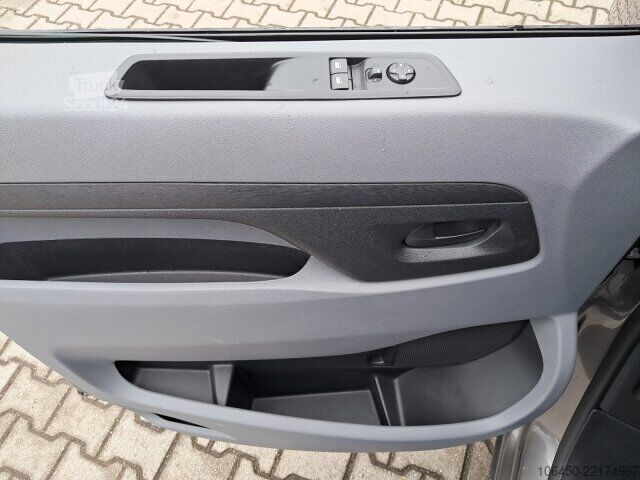 Микробус Opel Vivaro Kombi 1.5 D L 9-Sitzer Klima DAB-Tuner