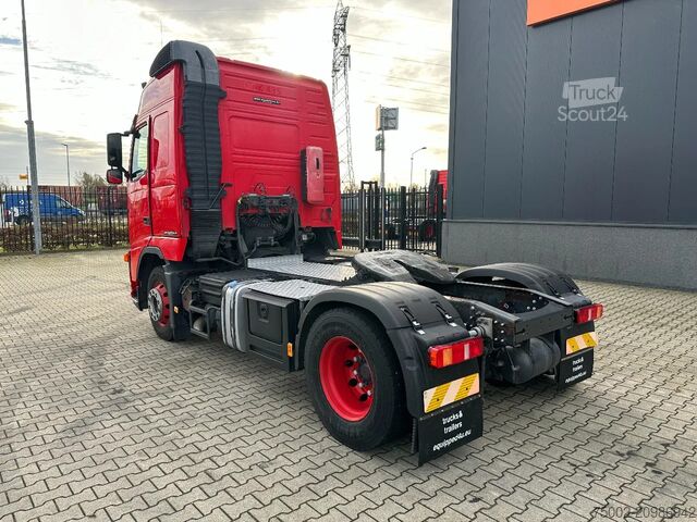 Matières dangereuses Volvo FH 13.400 GLOBETROTTER / ADR / Euro5 / VEB / PT...