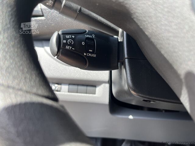 Універсал з високим дахом Peugeot Expert 1.5 BlueHDI Marge BTW en BPM vrij!! Airc...