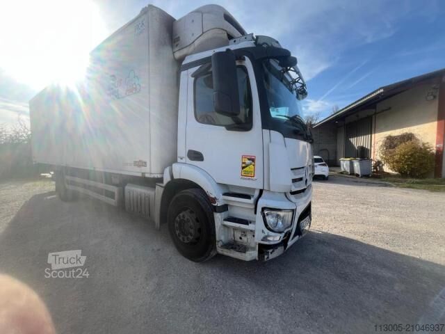 Camion frigorifique Mercedes-Benz Antos 1830
