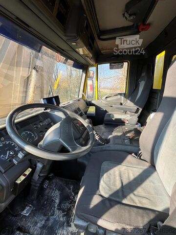 Tow truck Iveco Eurotech