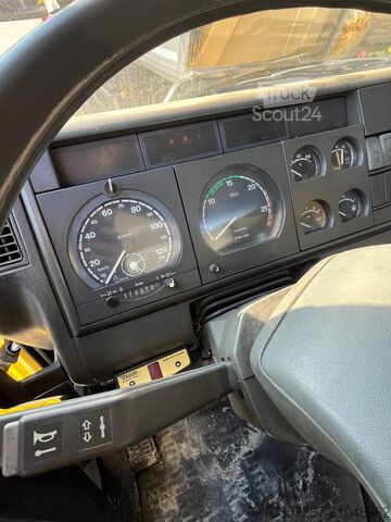 Tow truck Iveco Eurotech